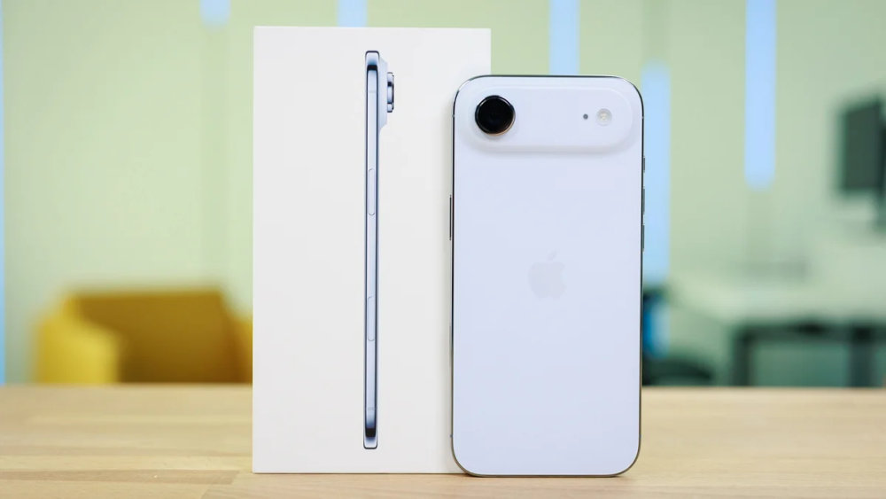 Diện mạo iPhone 18 Air được chuyên trang PhoneArena hé lộ