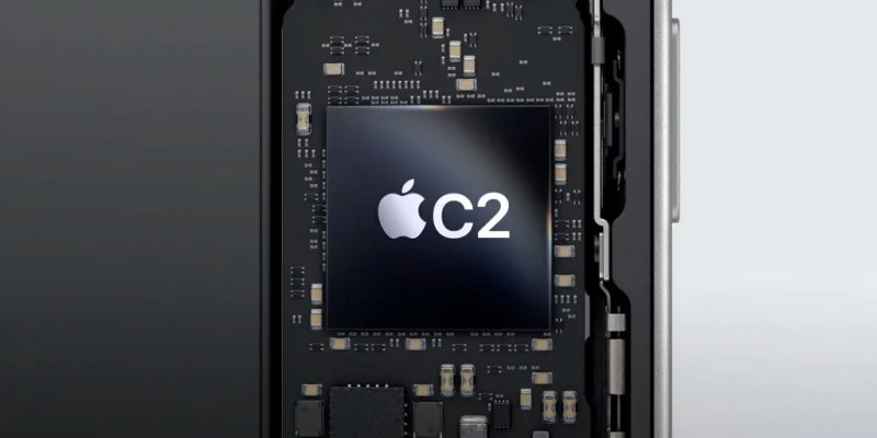 Phi&ecirc;n bản Gi&aacute; US dự kiến Ước t&iacute;nh gi&aacute; VN C&aacute;ch t&iacute;nh 256GB ~1.199 USD ~38.000.000 - 39.500.000 VNĐ $1.199 &times; 26.000 &times; 1.1 + ~8 triệu = ~38.300.000 VNĐ 512GB ~1.449 - 1.499 USD ~44.500.000 - 46.000.000 VNĐ $1.499 &times; 26.000 &times; 1.1 + ~8 triệu = ~45.900.000 VNĐ 1TB ~1.649 - 1.699 USD ~50.000.000 - 52.000.000 VNĐ $1.699 &times; 26.000 &times; 1.1 + ~8 triệu = ~51.400.000 VNĐ 2TB ~1.999 USD ~60.000.000 - 63.000.000 VNĐ $1.999 &times; 26.000 &times; 1.1 + ~8 triệu = ~61.200.000 VNĐ (ước t&iacute;nh)
