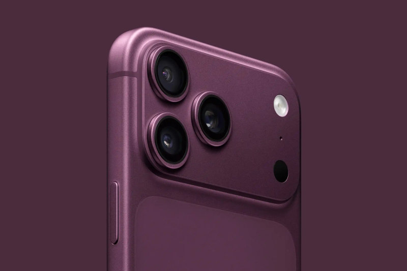 Các nguồn tin rò rỉ cho thấy Apple có thể đang thử nghiệm một phiên bản iPhone 18 Pro màu tím mới với tông màu đậm và sang trọng hơn (Nguồn: Internet)