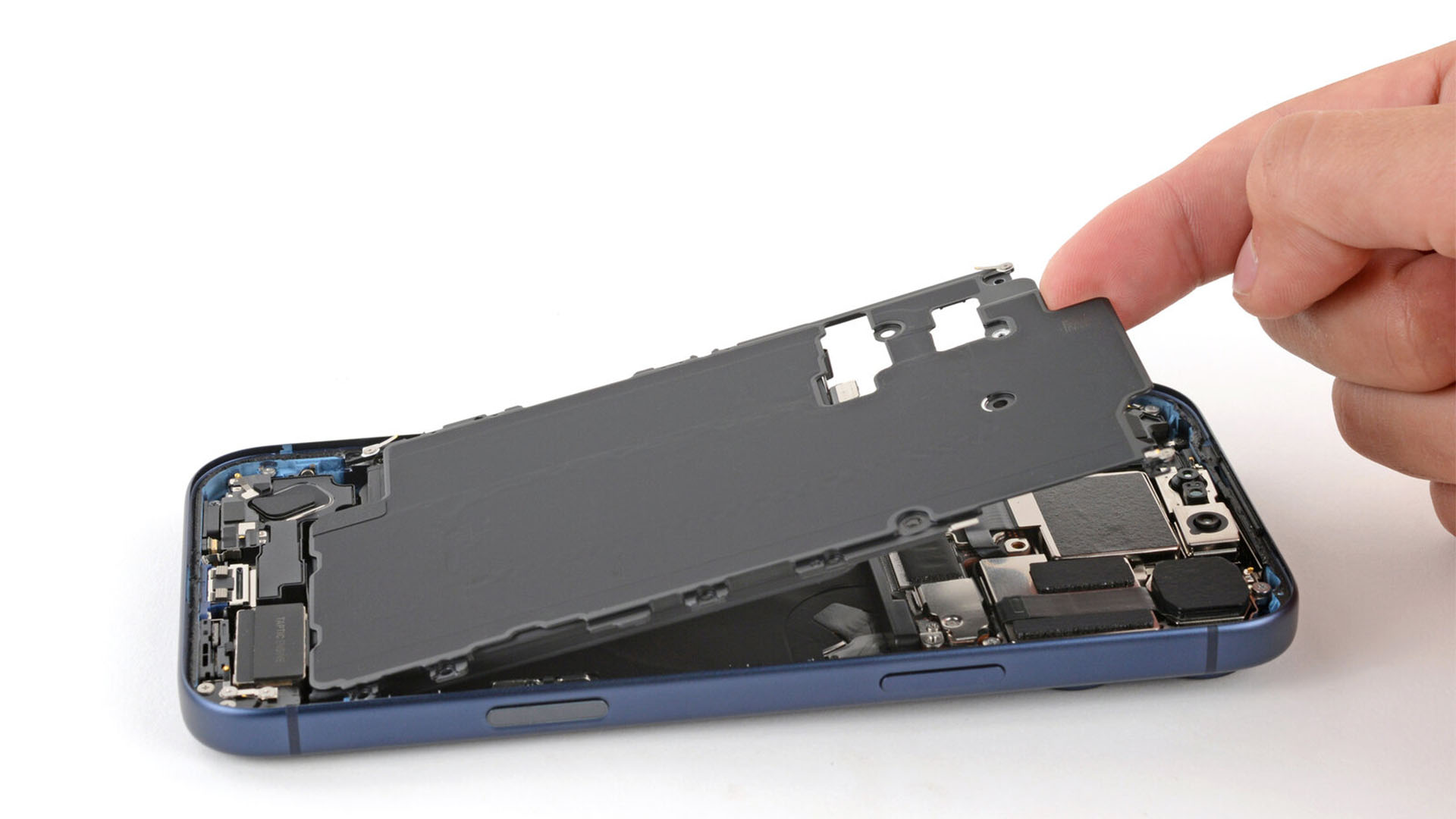 Thời lượng pin trên iPhone 18 Pro có thể được cải thiện nhờ sự kết hợp giữa chip A20 Pro, màn hình LTPO+ và modem Apple C2