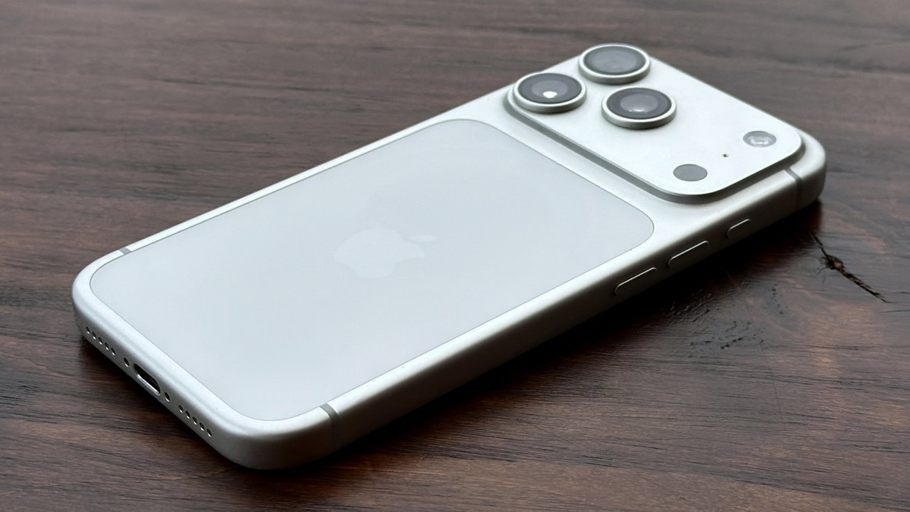 iPhone 18 mặt lưng kính nhám Ceramic Shield có gì mới?