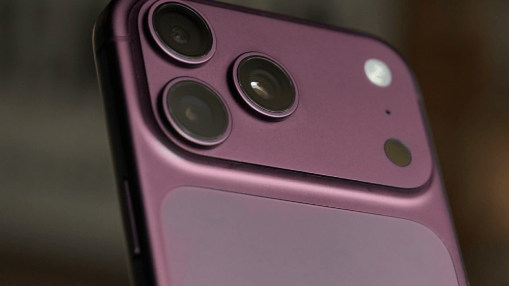 Macworld cho biết nguồn tin trong chuỗi cung ứng xác định màu đỏ mới với tên Dark Cherry. (Nguồn: Apple Insider)